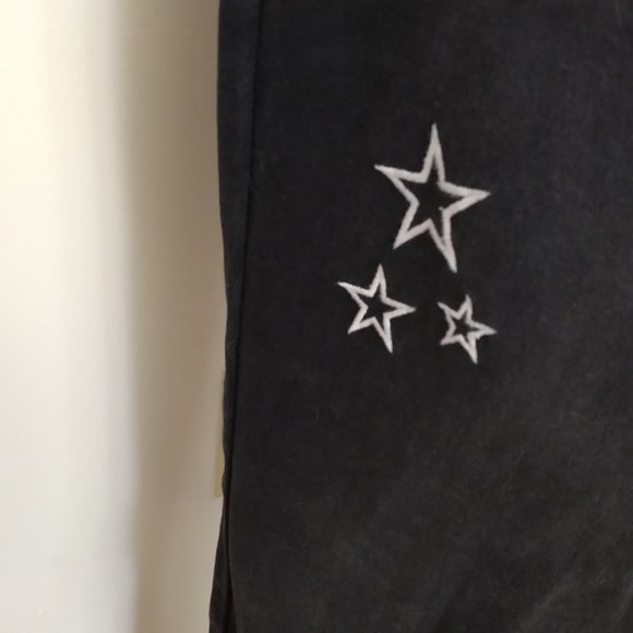 New Juniors 13 Black Jeans  Super High Rise Destructed Embroidered Stars - Picture 7 of 14